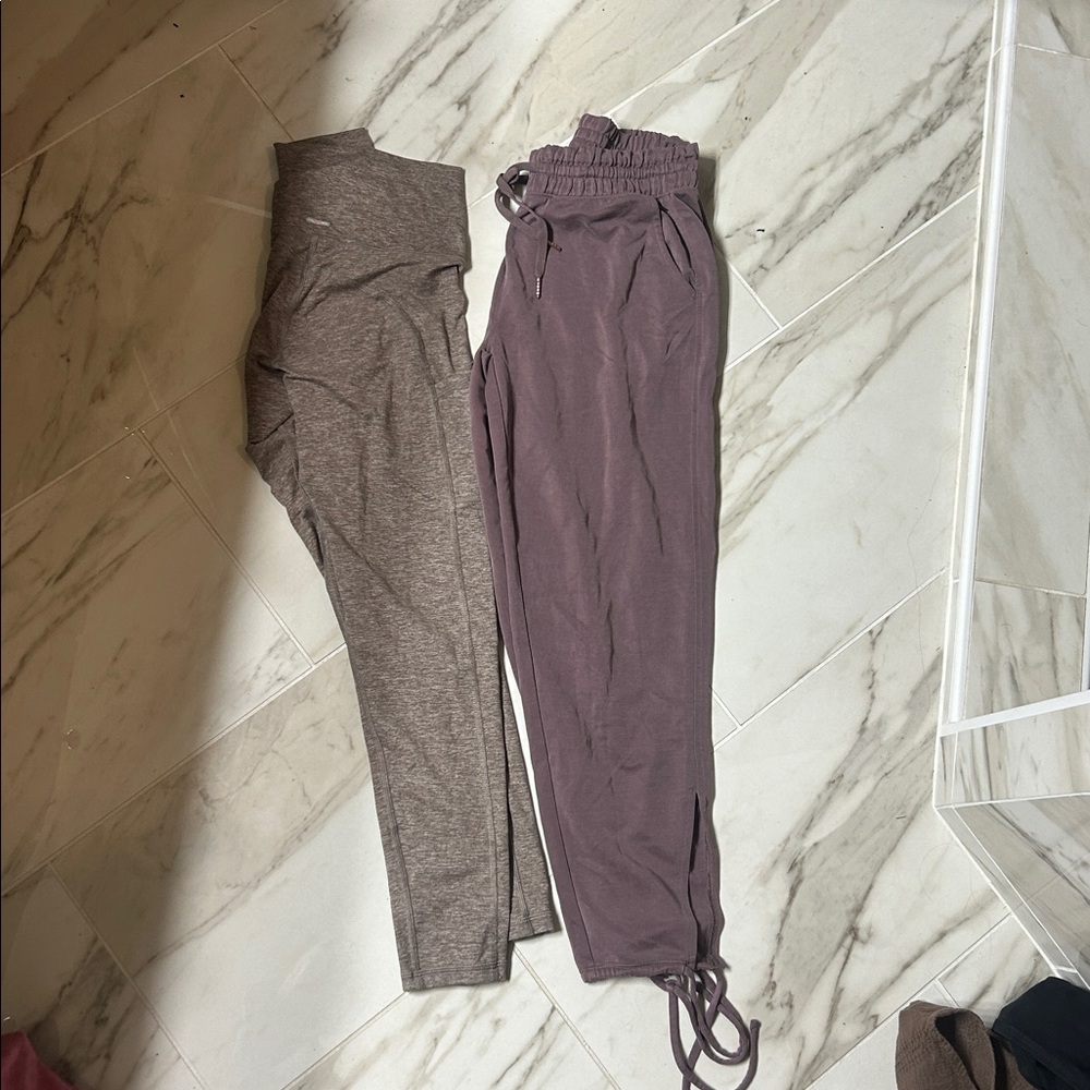 7 pairs of Athletic women’s bottoms shorts and leggings - Picture 5 of 5